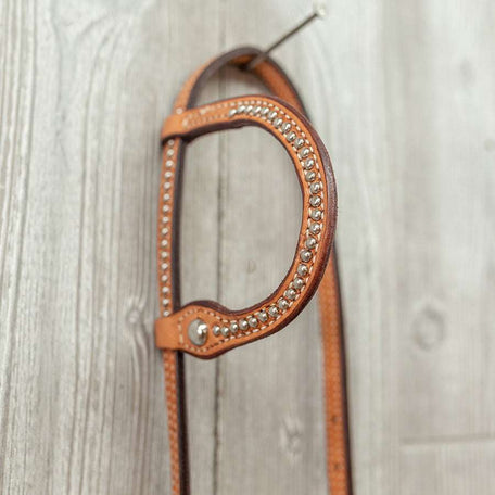 Single Ear W/ Spots 1 Concho - Genuine Billy Cook