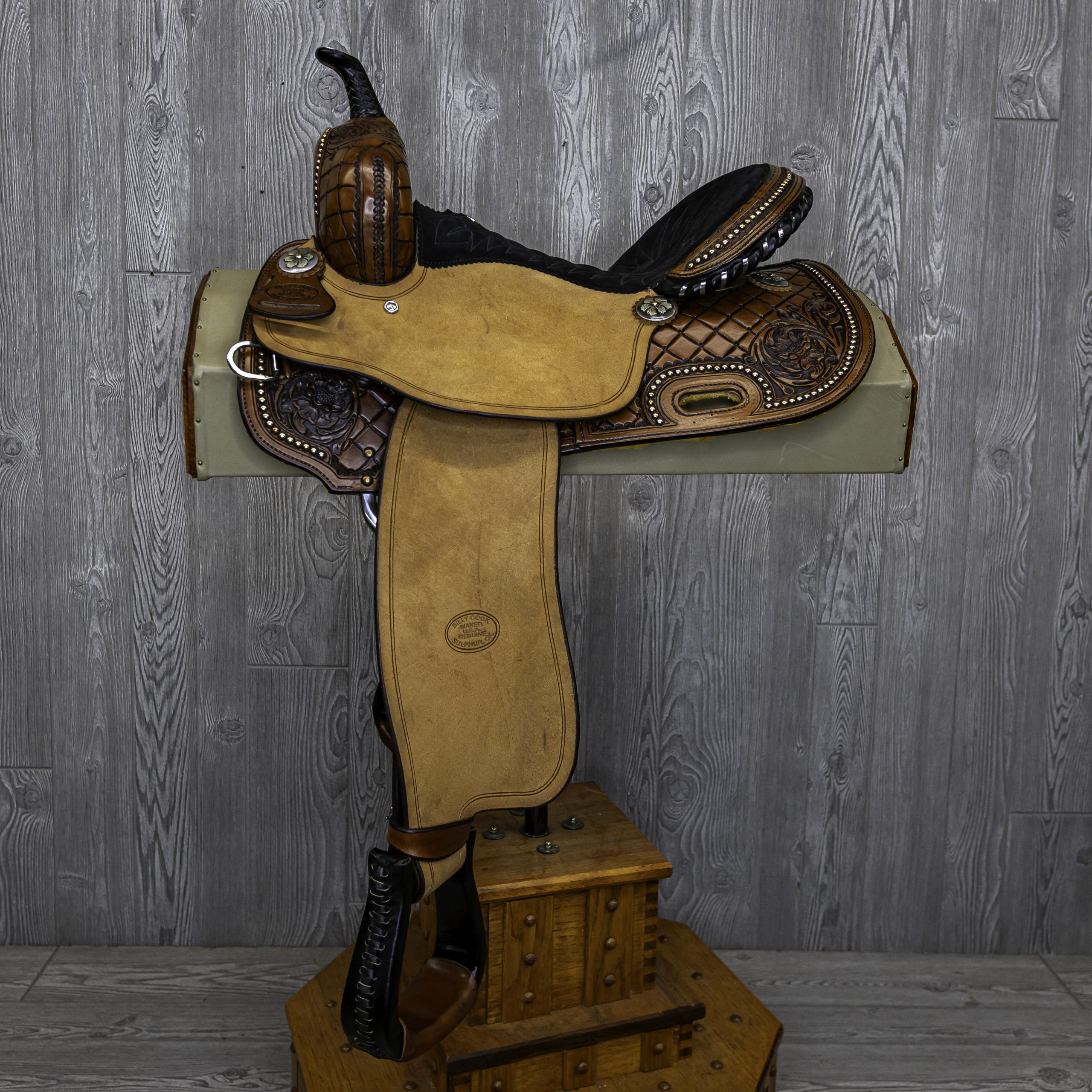 Bw Barrel 1/2 Breed Hatch W/ Spot Floral, SS Spots & Black Rawhide - Genuine Billy Cook 