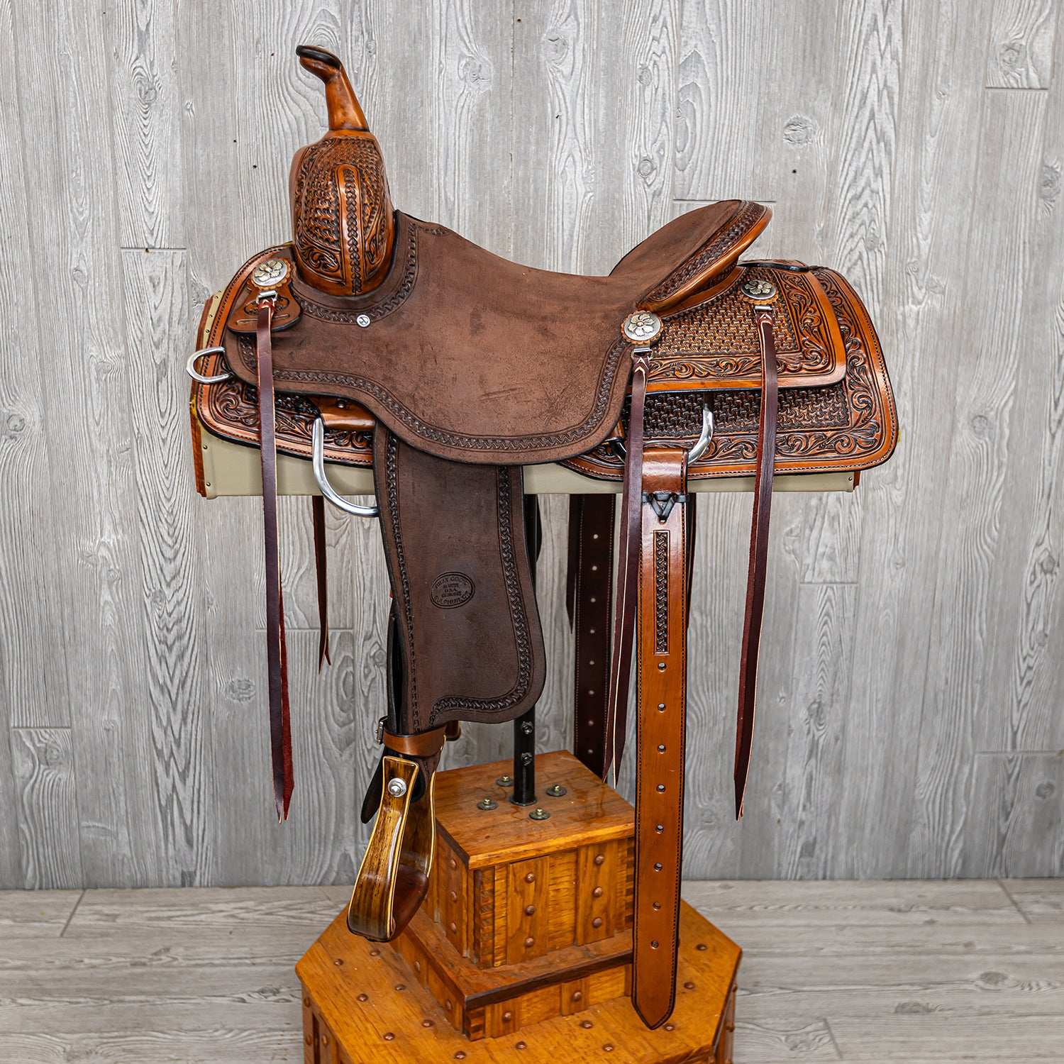 Pro Cutter 1/2 Breed Crazy Stamp, W/ floral Border, Double Rigging, Close Contact - Genuine Billy Cook 